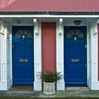 Portes et maison colorées  --  Saffron Walden  --  Farbfrohe Türen und  Haus