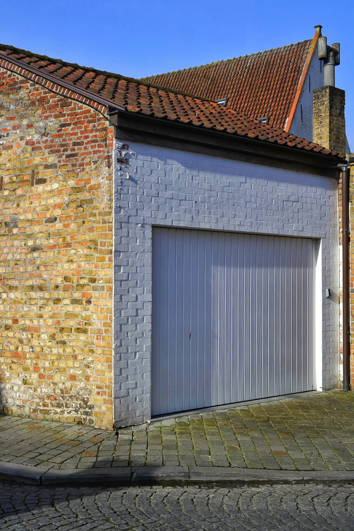 Portes et portails à Bruges 4