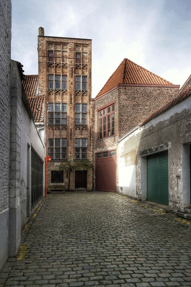 Portes et portails à Bruges 6