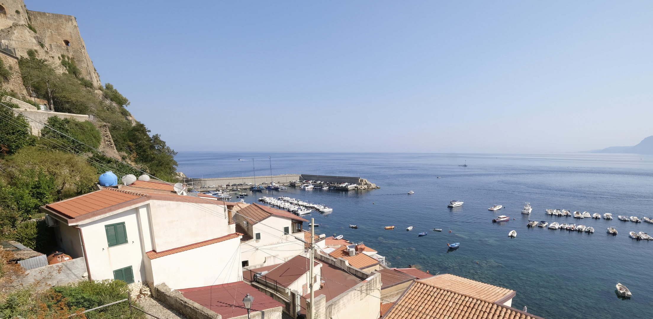 PORTICCIOLO DI  SCILLA