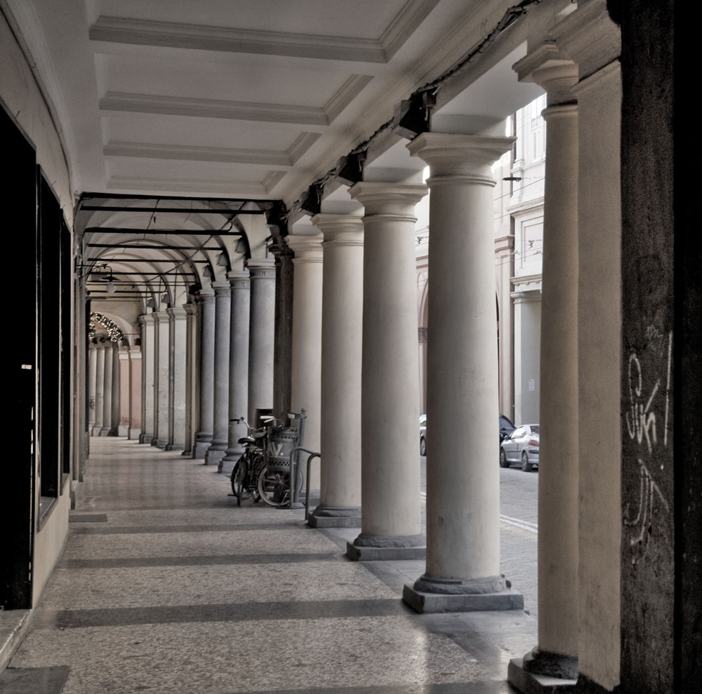 portico