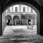 Portico del Broletto, Pavia