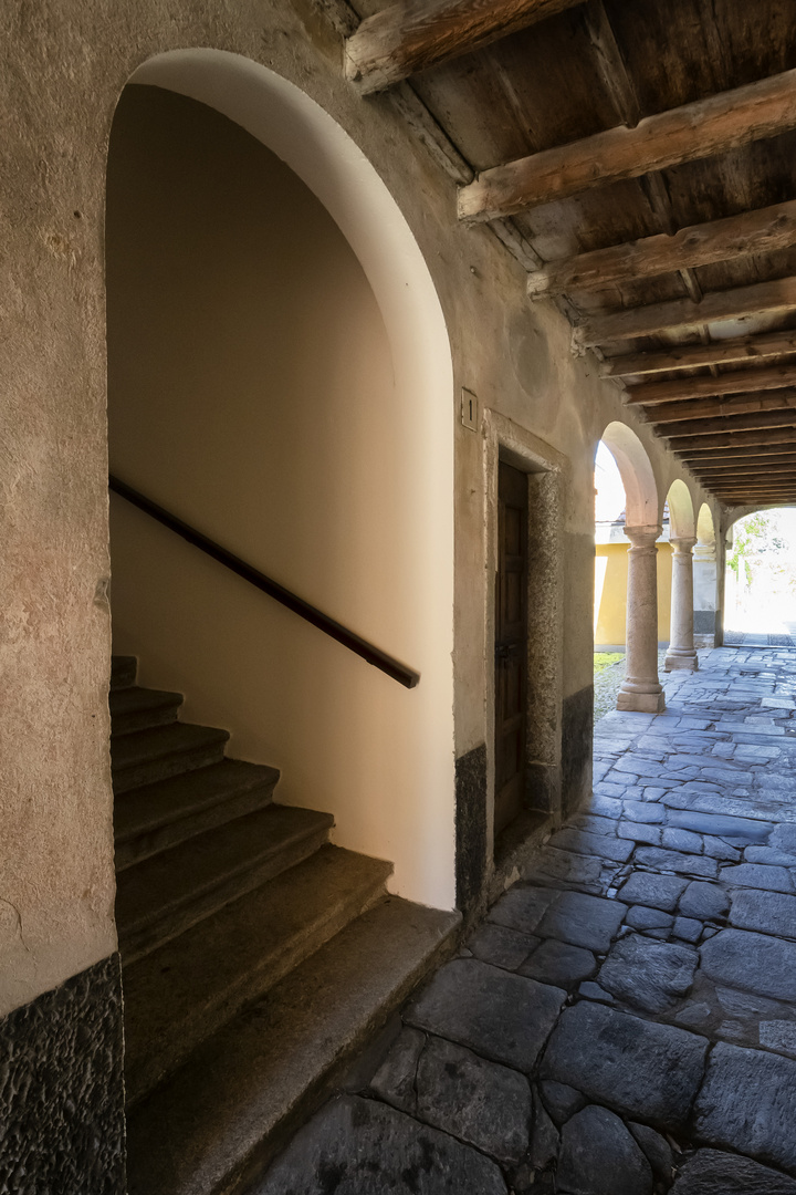 Portico di Laveno