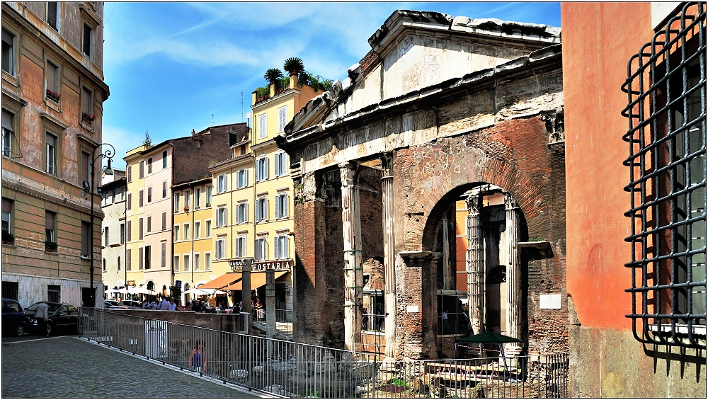 ... portico di ottavia ...