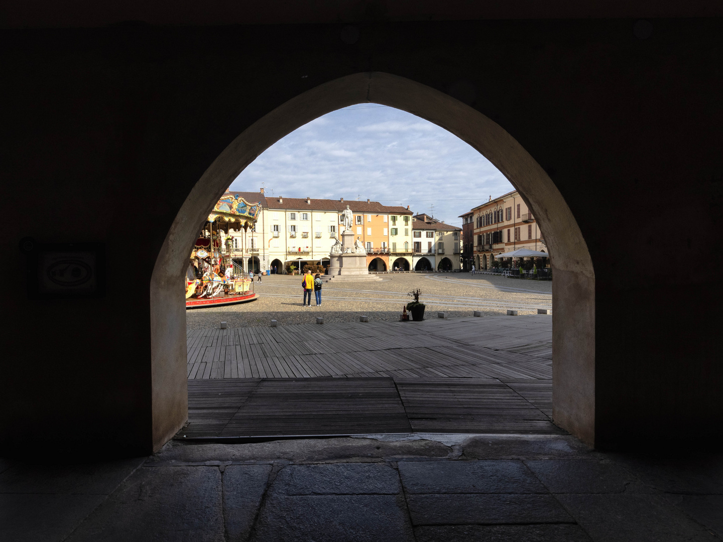 Portico di piazza Cavour, Vercelli