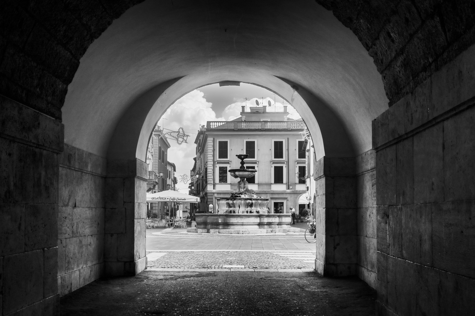 Portico di Piazza del Municipio, Sutri