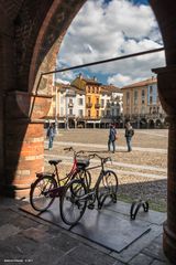 Portico sulla Piazza della Vittoria, Lodi