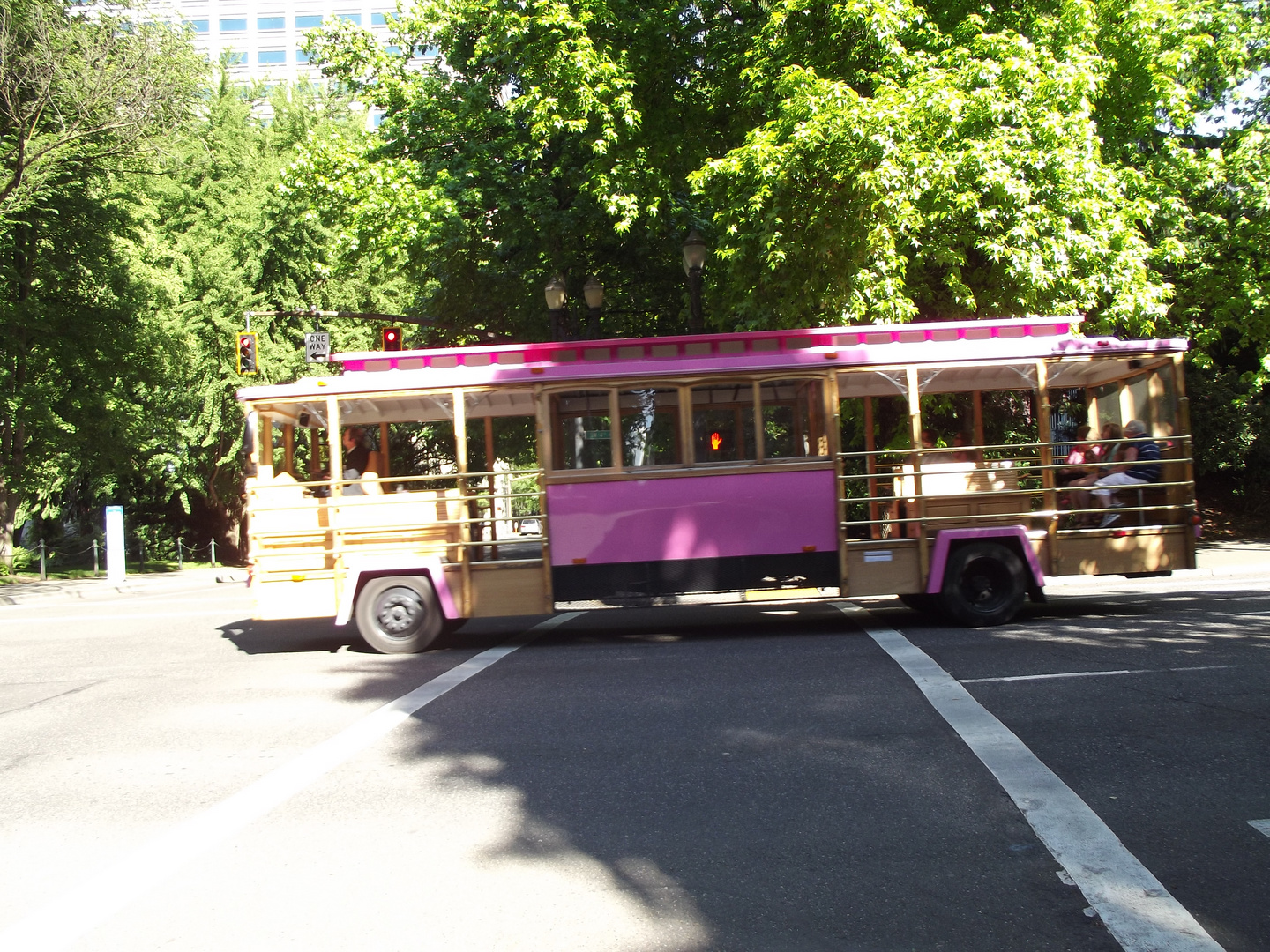 Portland bus sunday !