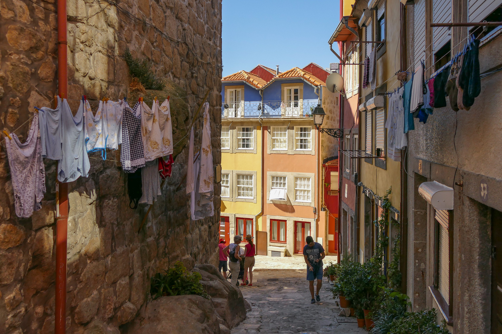 Porto: Alte Gassen und neue Häuser