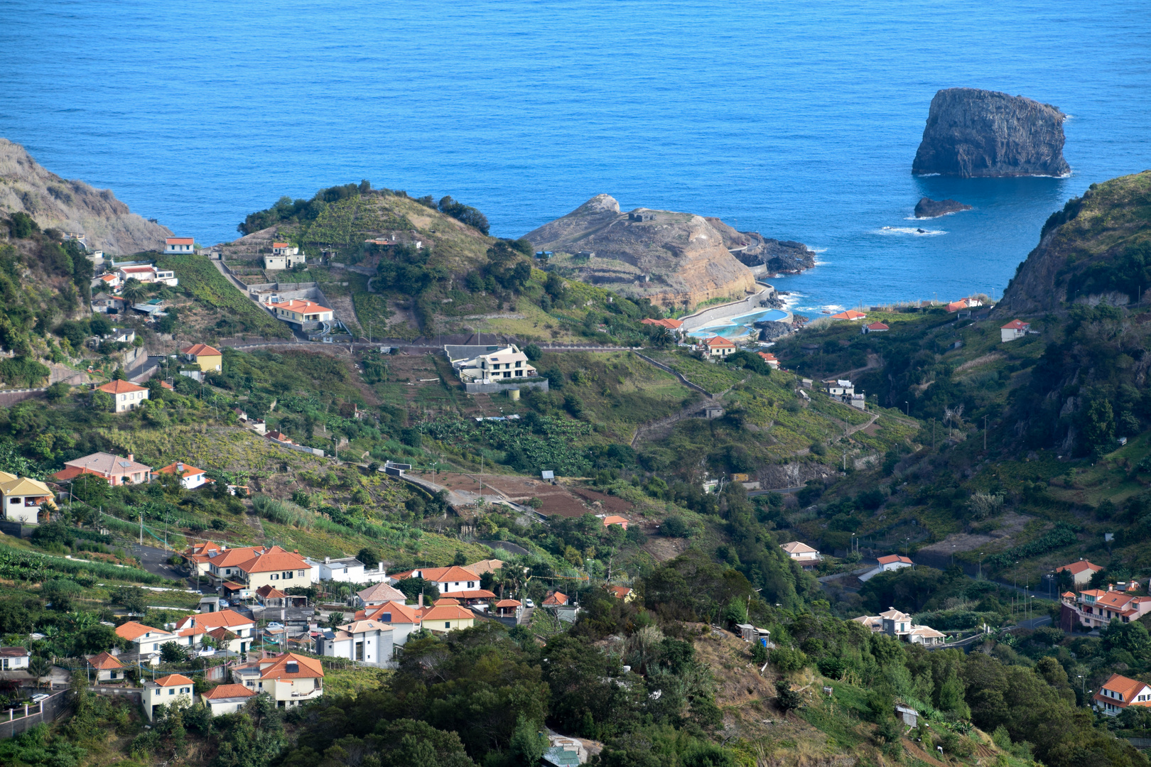 Porto da Cruz von oben