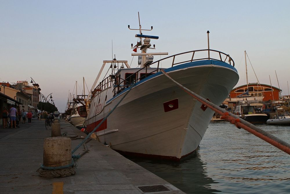 Porto di Castiglione - Tramonto