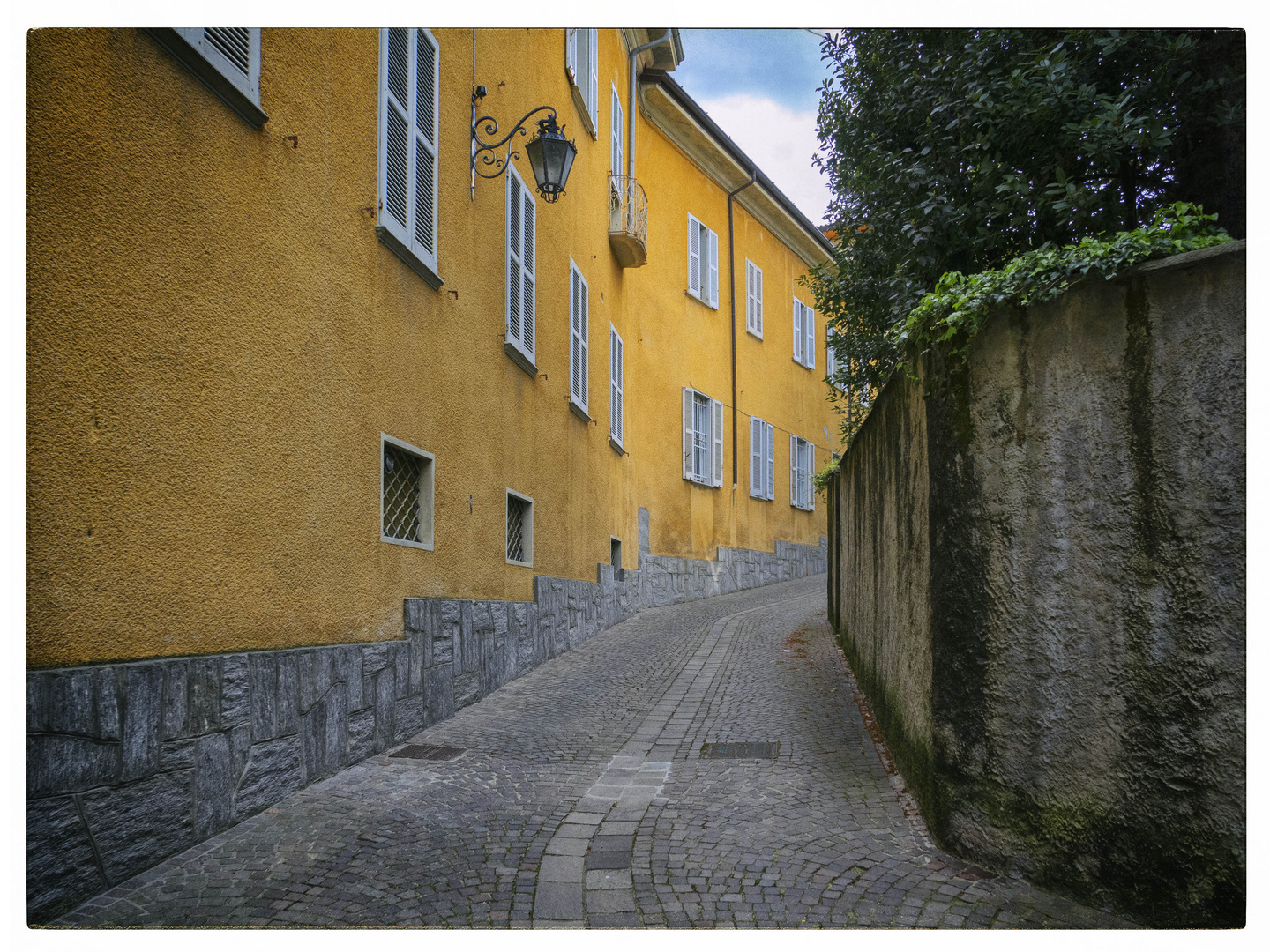 Porto Valtravaglia, street