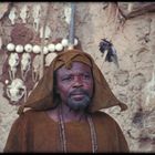 Portrait d'un Hogon de la falaise de Bandiagara