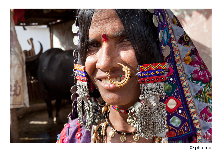 Portrait Lambanis Woman, village à côté de Bijapur. Karnataka - India