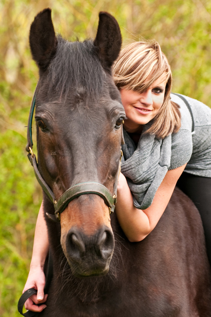 Portrait mit Pferd