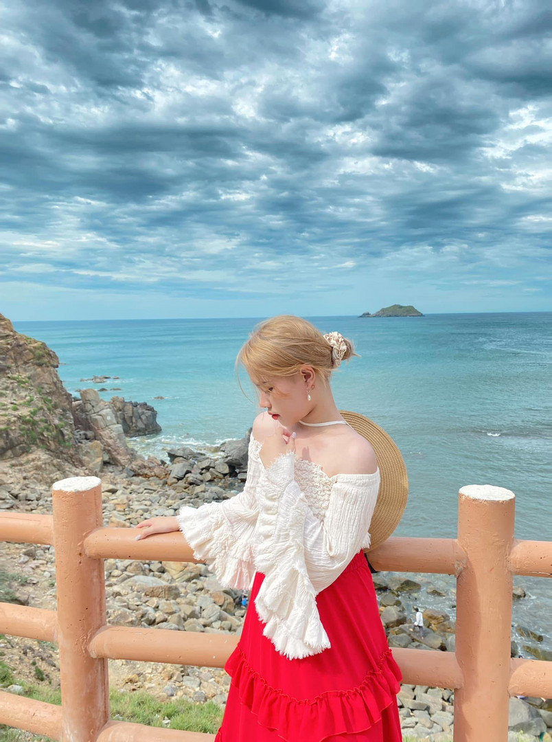 Portrait of a girl on the beach