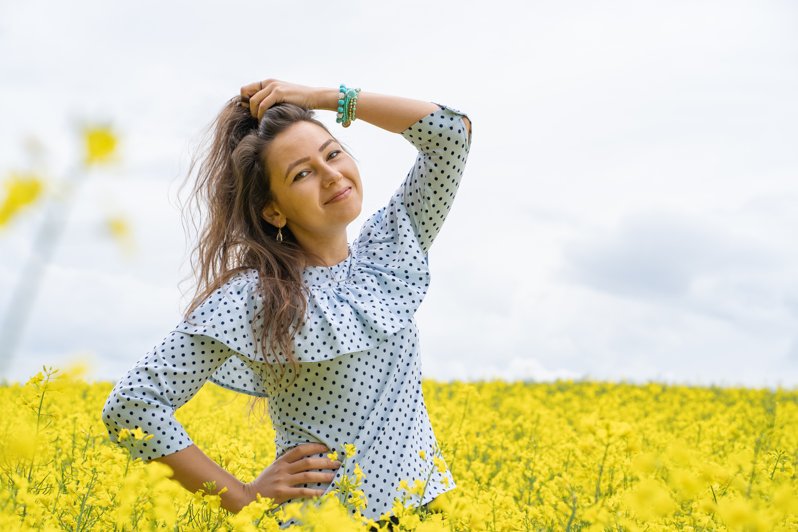 Portrait Session im Rapsfeld mit Video