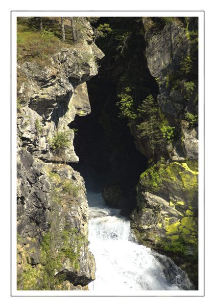 Portrait vom Christuskopf am 1. Wasserfall in Rein in Taufers