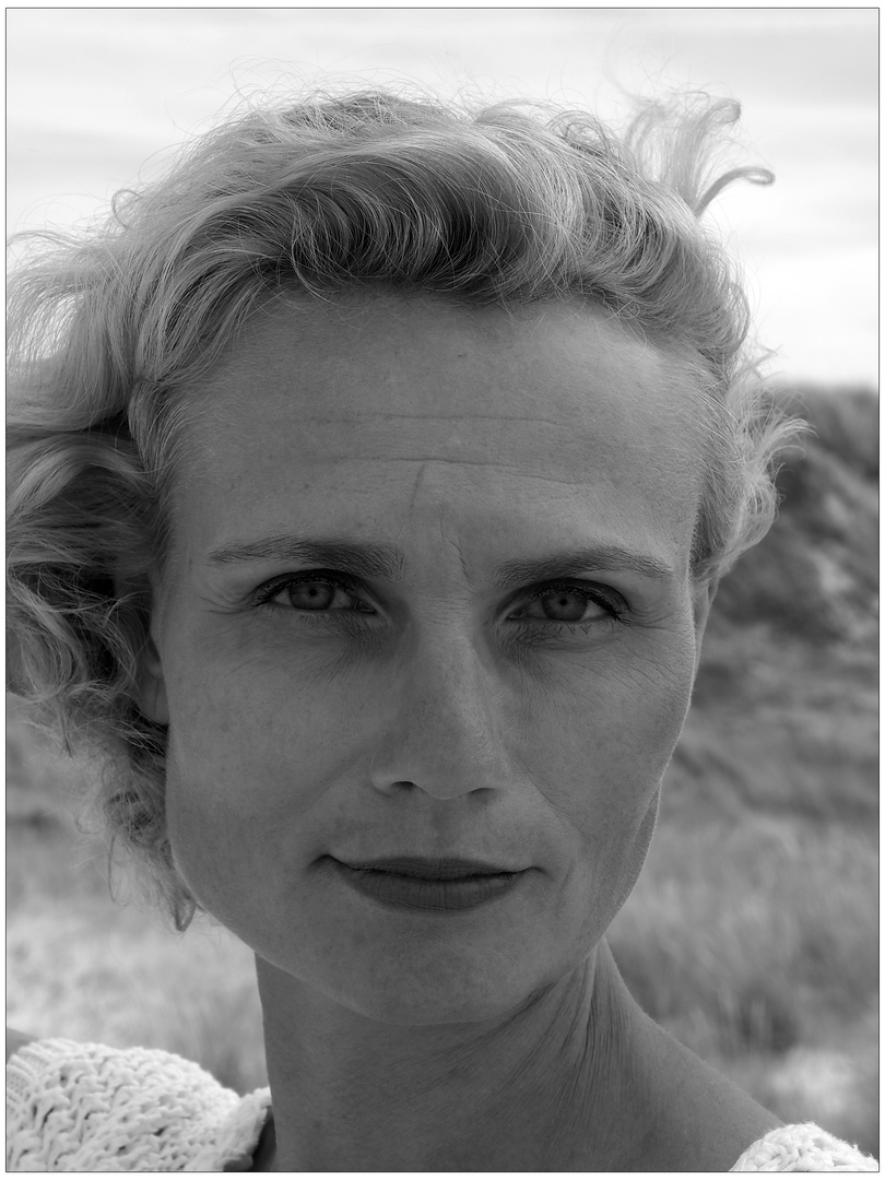 Portrait von Anke am Strand von St. Peter Ording