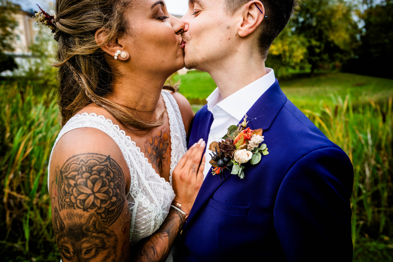 Portrait von Braut und Bräutigam bei einer Hochzeit im H+ Hotel Frankfurt Airport