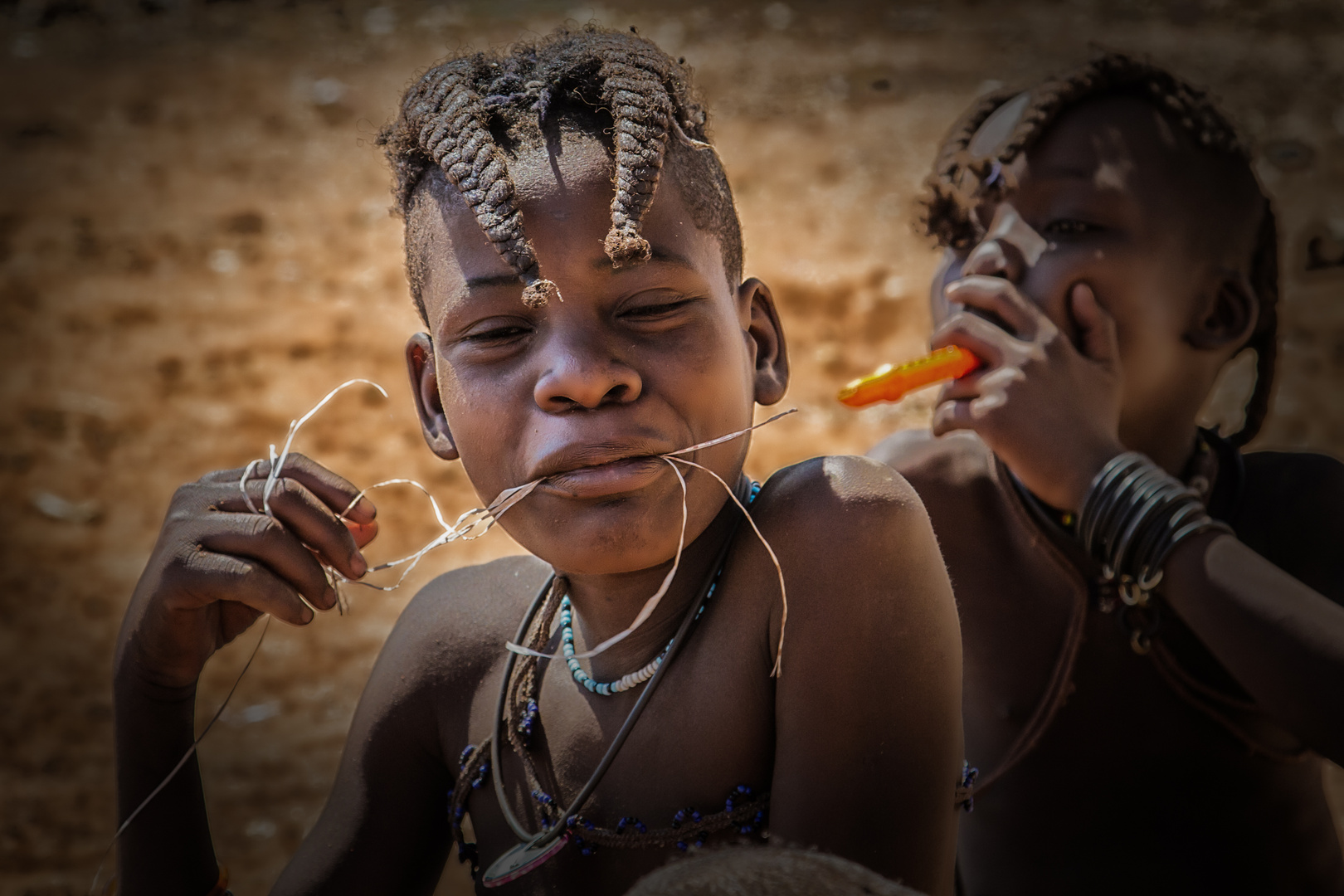 Portraits eines Himba-Mädchens