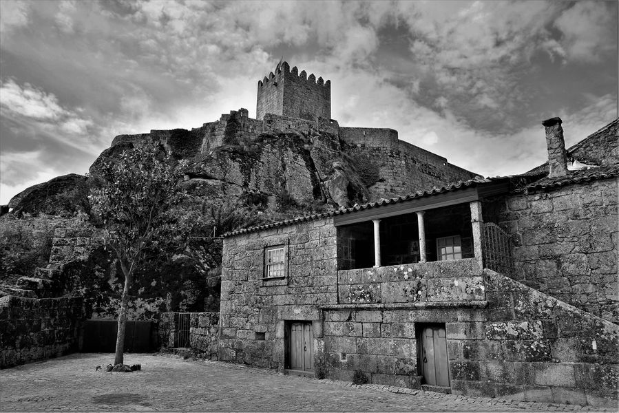 Portugal Castles (Sortelha)