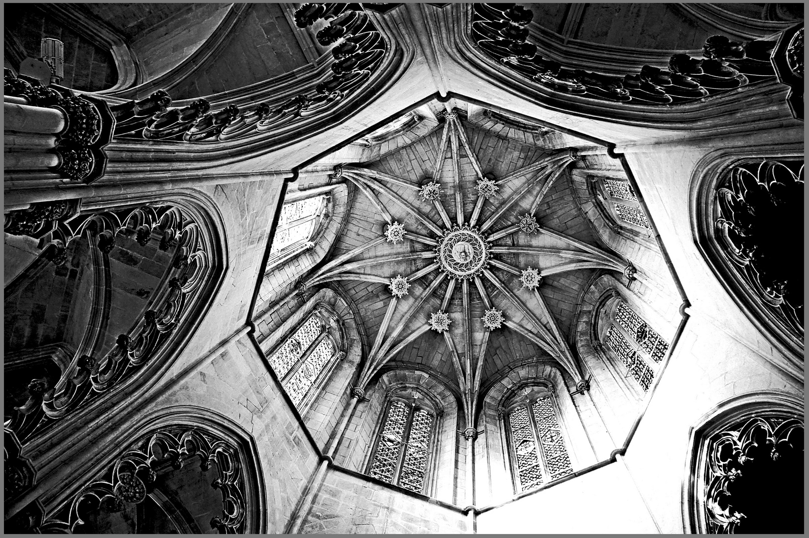 Portugal:Batalha. Monastero de Santa Maria da Vitoria - detail of Capela do Fundador