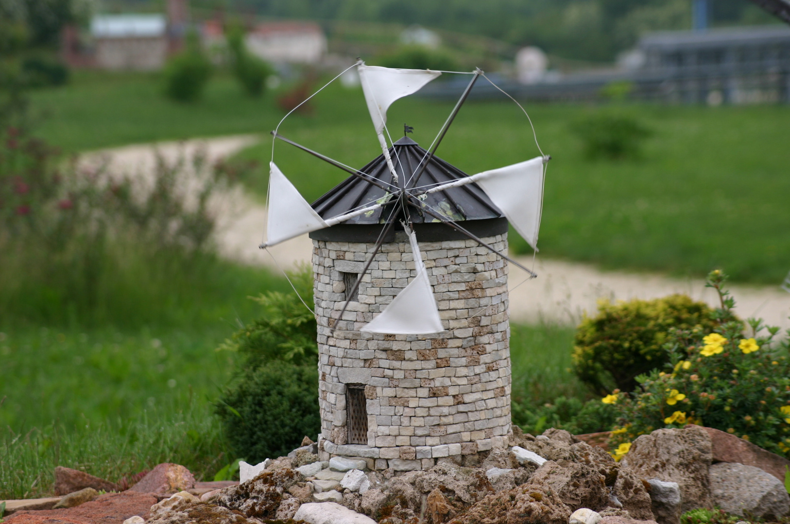 portugiesische  Windmühle - Modell 1:25