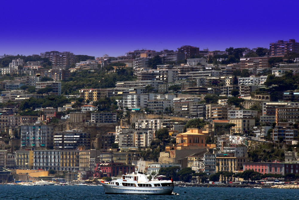 posillipo e dintorni vista da via caracciolo