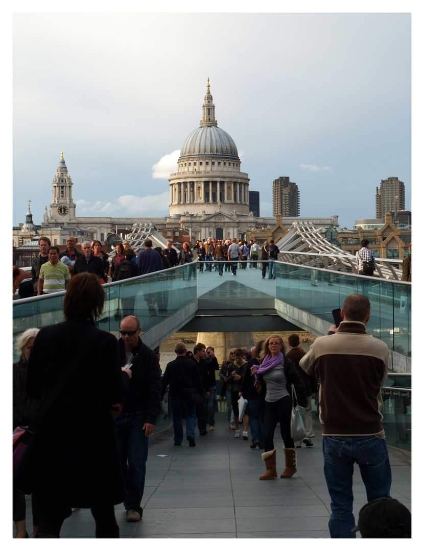 Posing - Millenium Bridge London