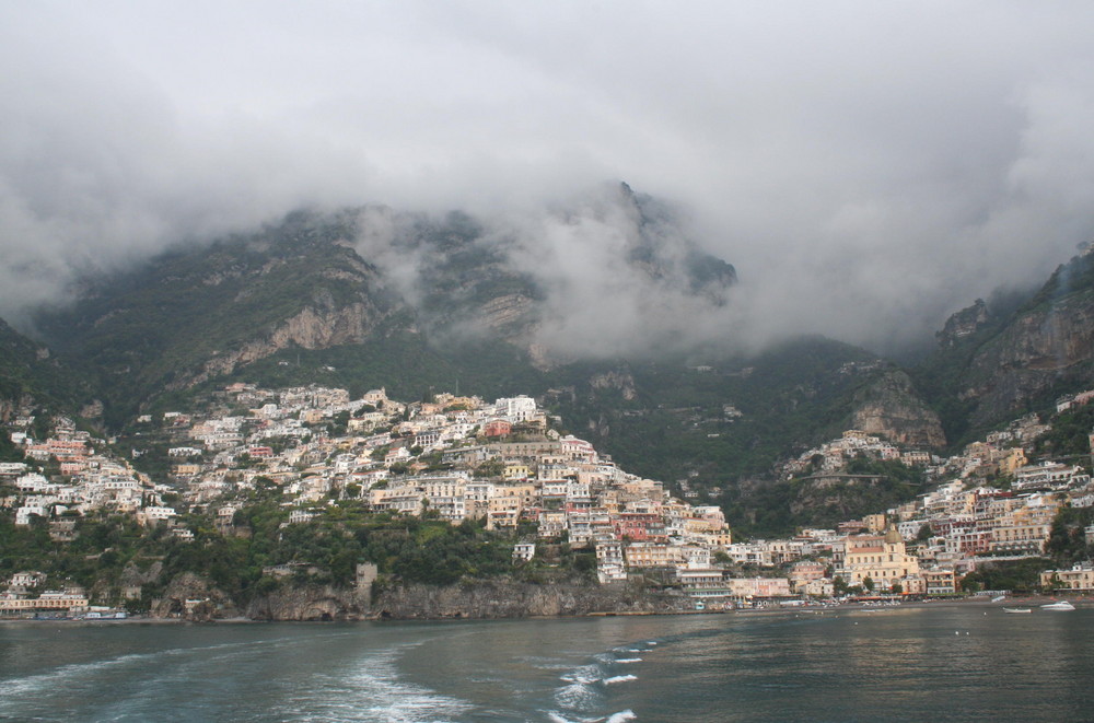 Positano, vom Meer aus betrachtet