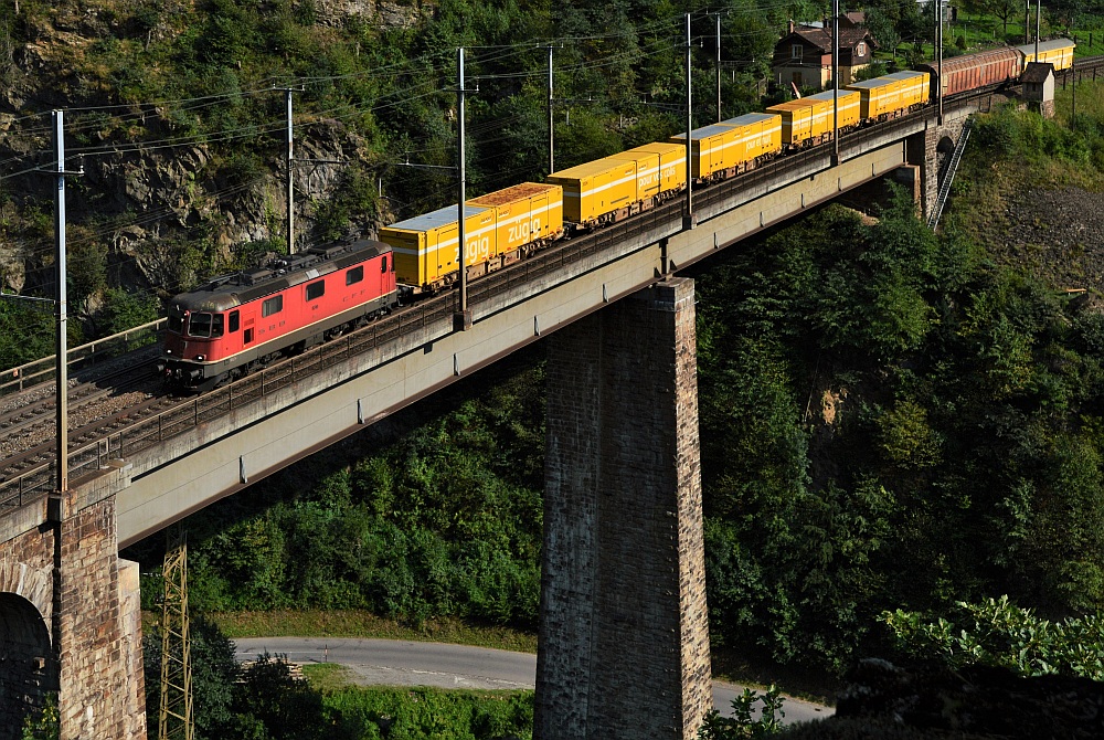 Post auf der Kerstelenbachbrücke