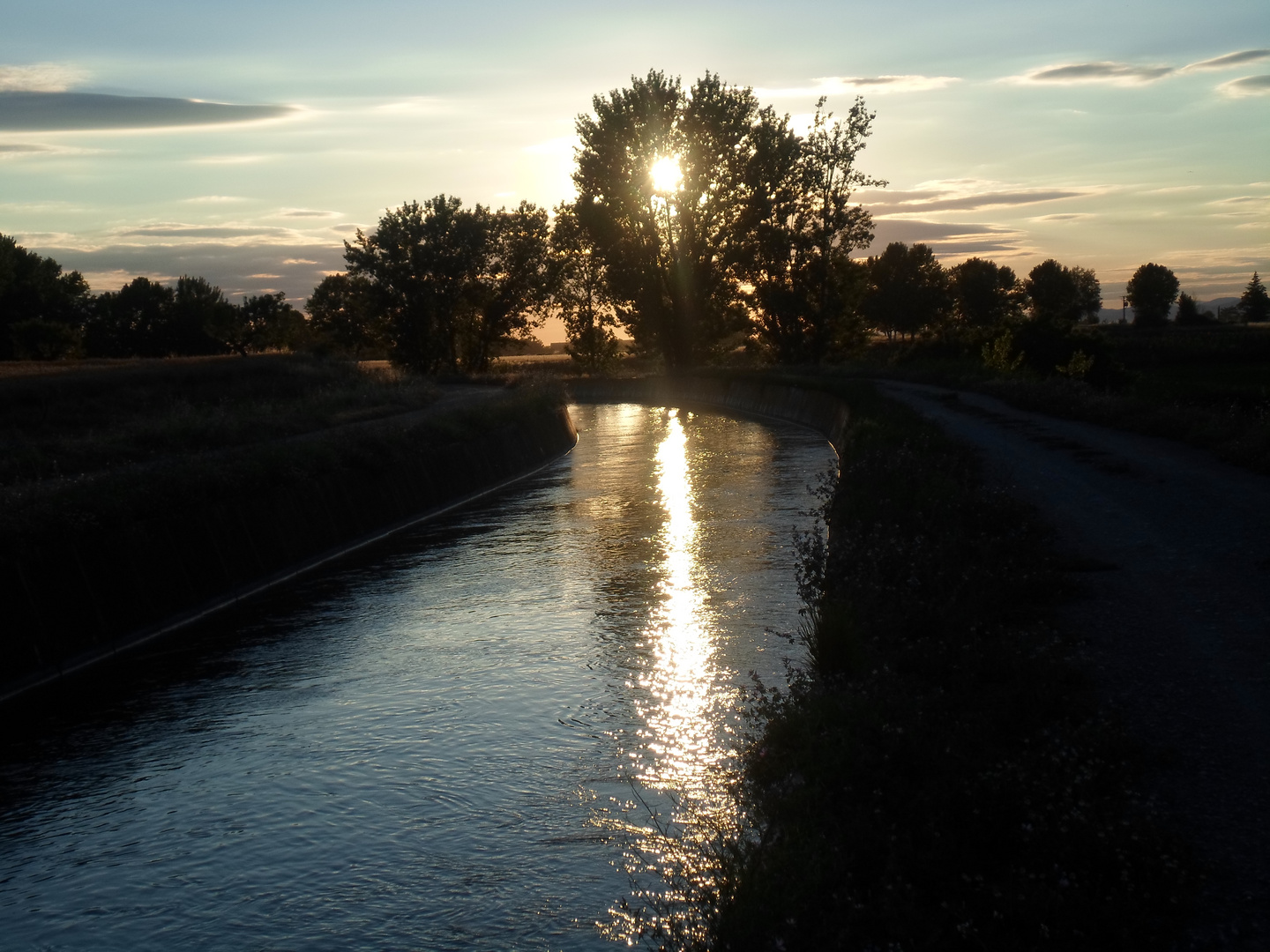 Posta del sol al Canal d'Urgell