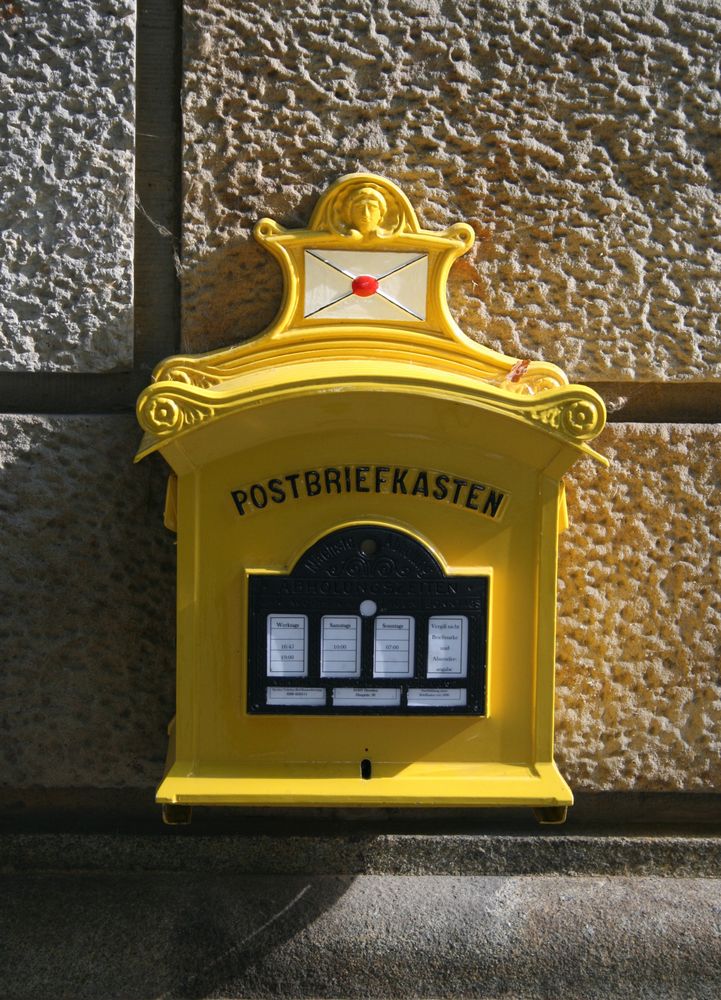 Postbriefkasten