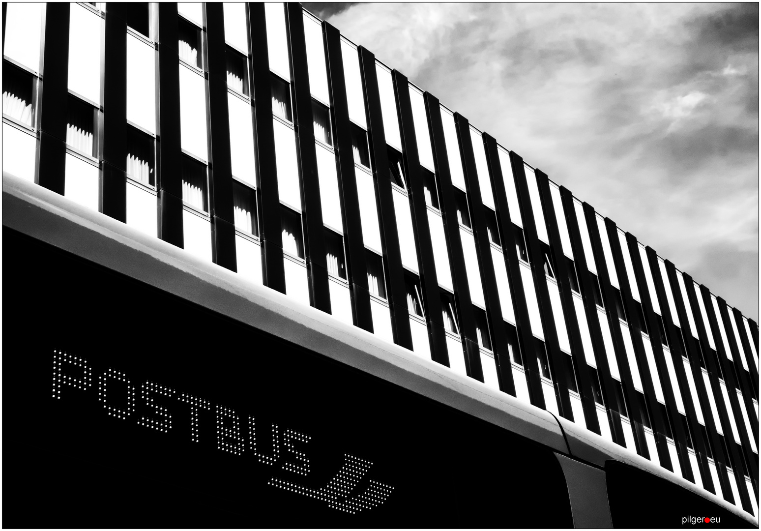 POSTBUS