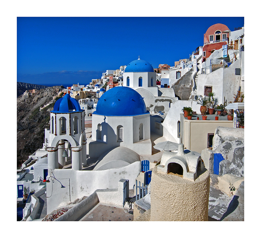 *Postcard from Oia*