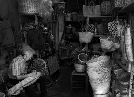 Postcards in b/w - 4 Precious things