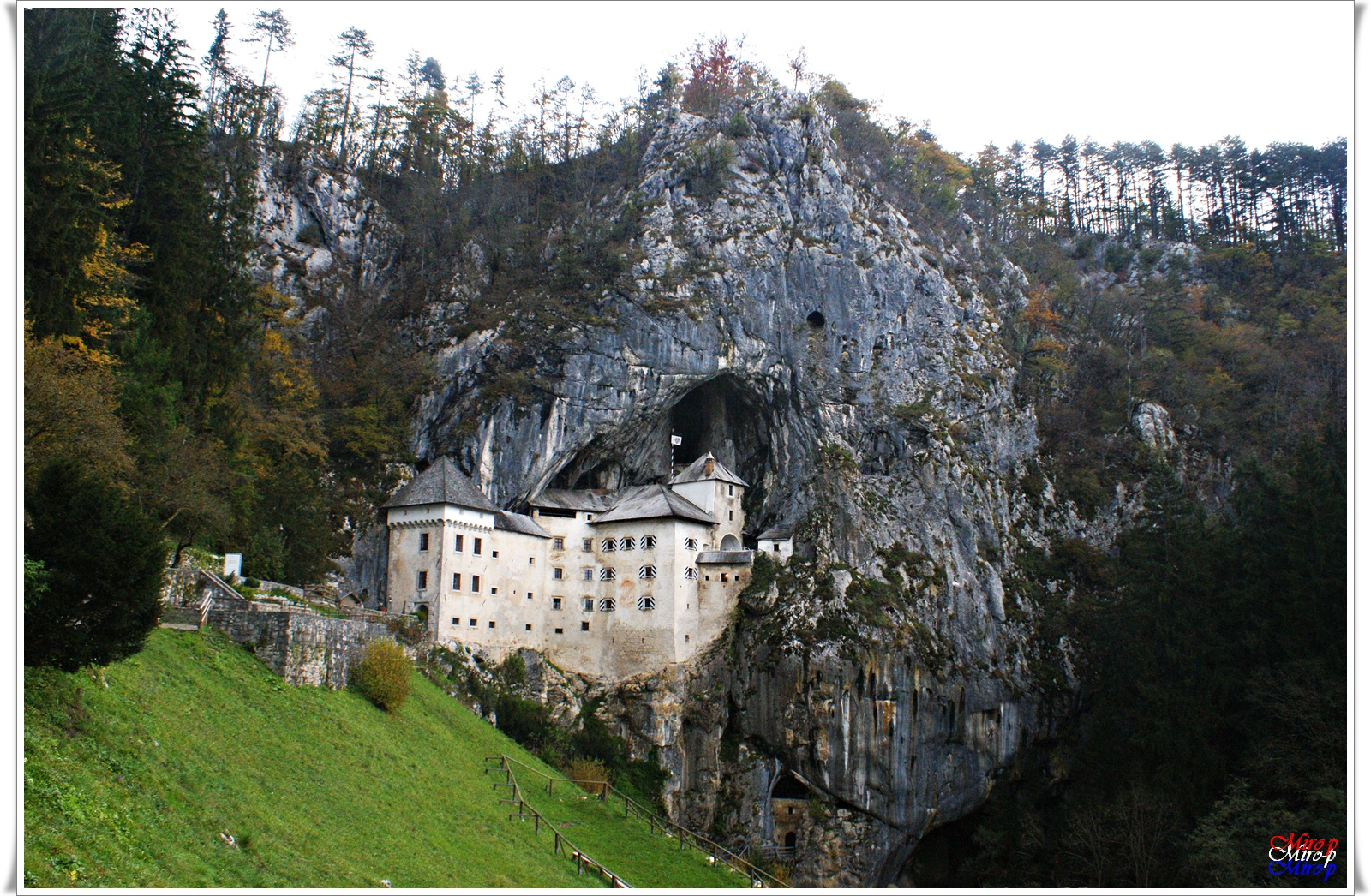 Postojna ,Predjamski Burg ,Slo