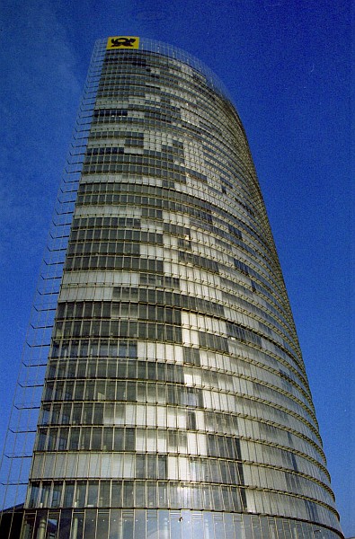 Posttower am Tag III