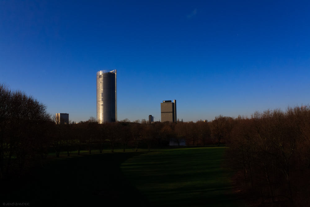 Posttower und Langer Eugen