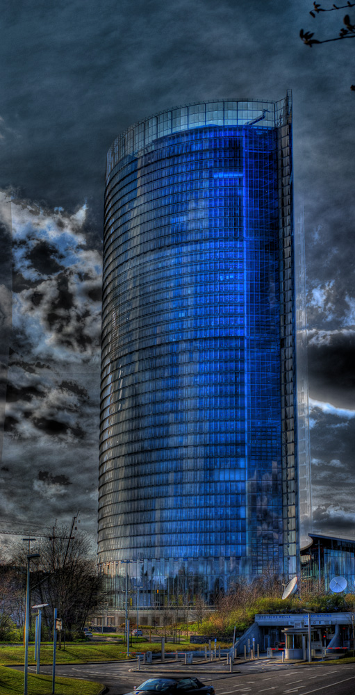 Posttower_Blau