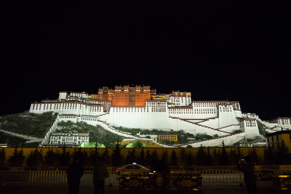 Potala am Abend