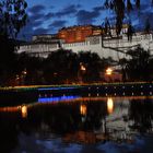 Potala in Lhasa am Abend