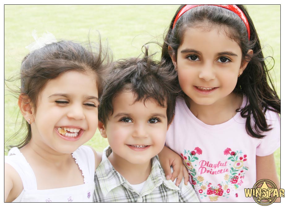 Potrait von 3 kleinen Kinder