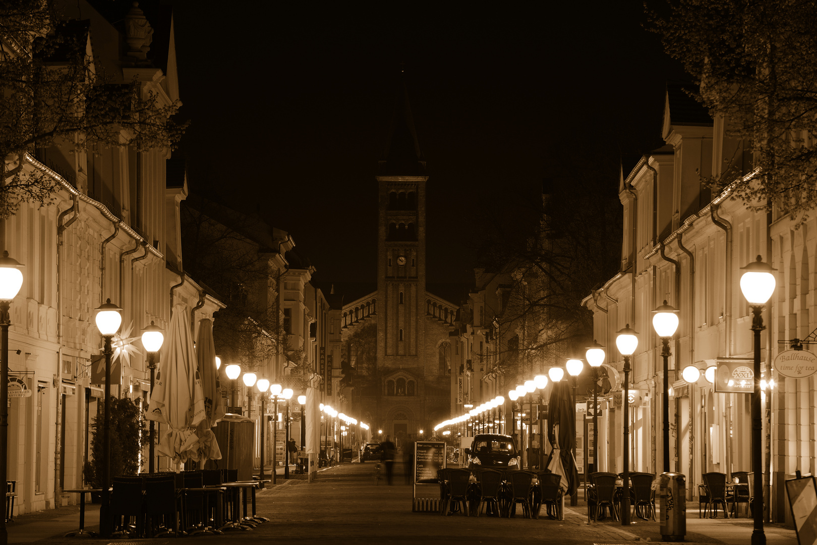 Potsdam - Brandenburger Straße - monochrom