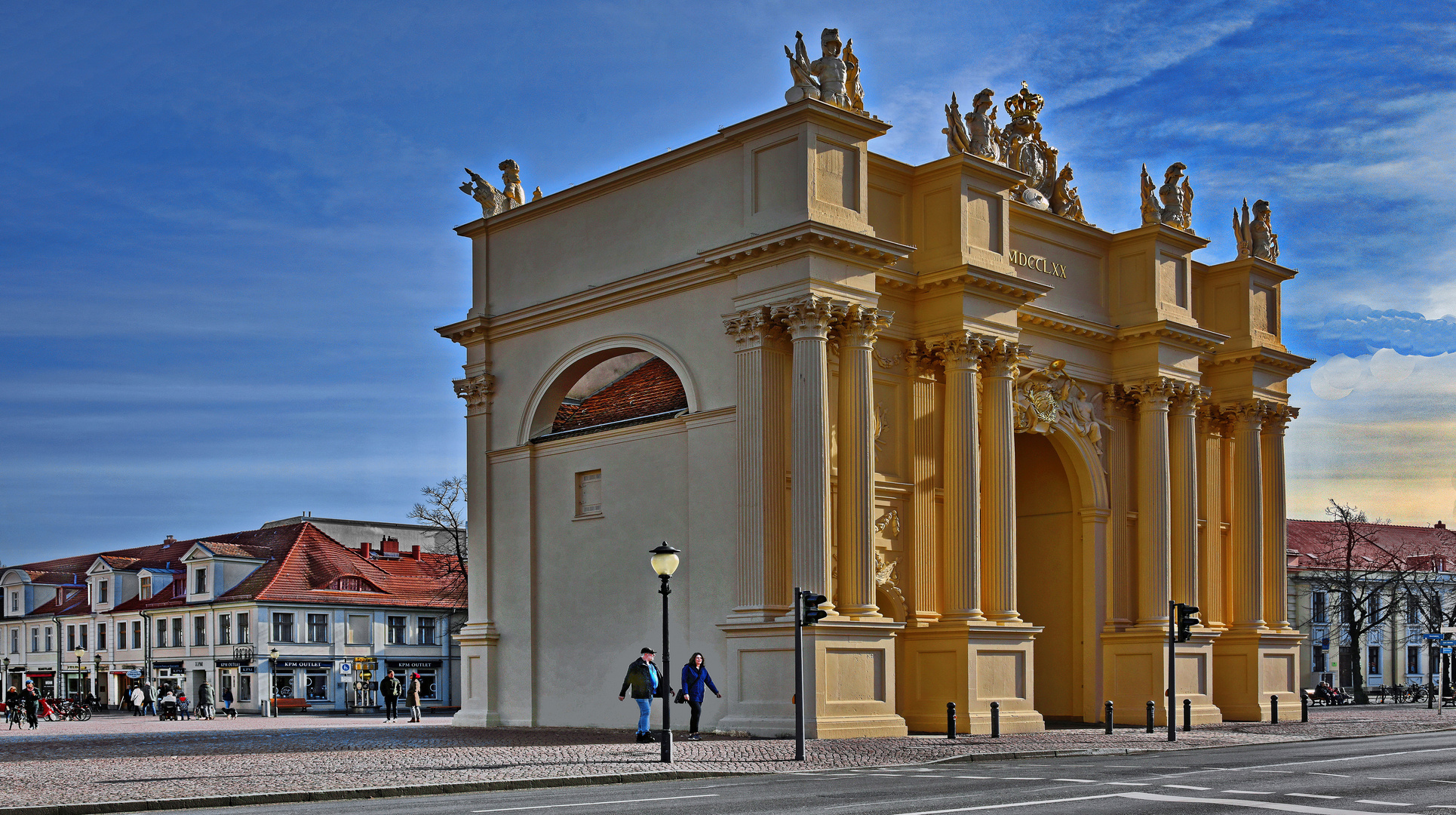 POTSDAM - Brandenburger Tor am Luisenplatz -