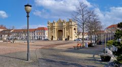 POTSDAM - Brandenburger Tor am Luisenplatz -