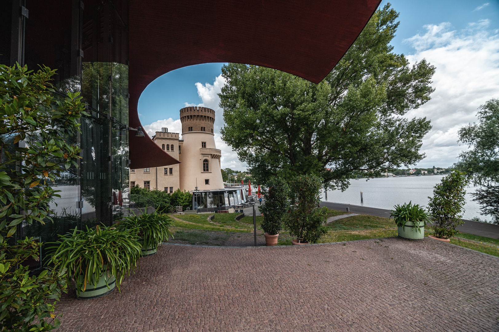 Potsdam, Hans Otto Theater