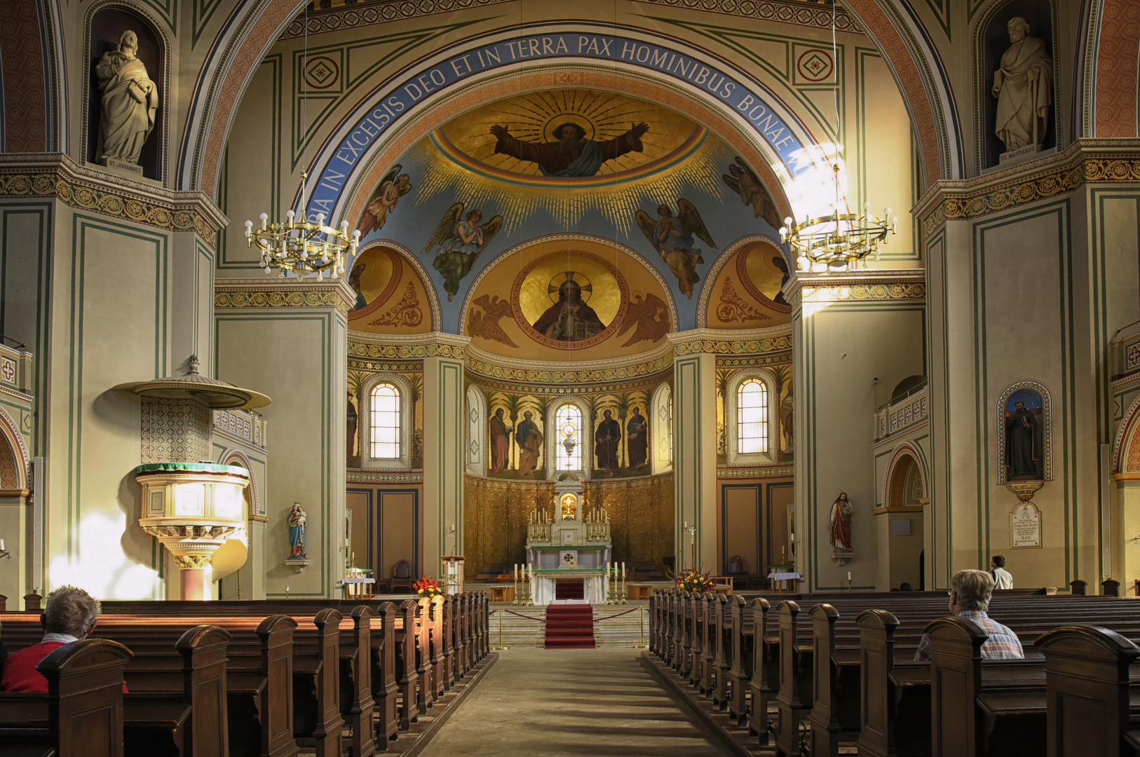 Potsdam  Katholische Pfarrkirche St. Peter und Paul