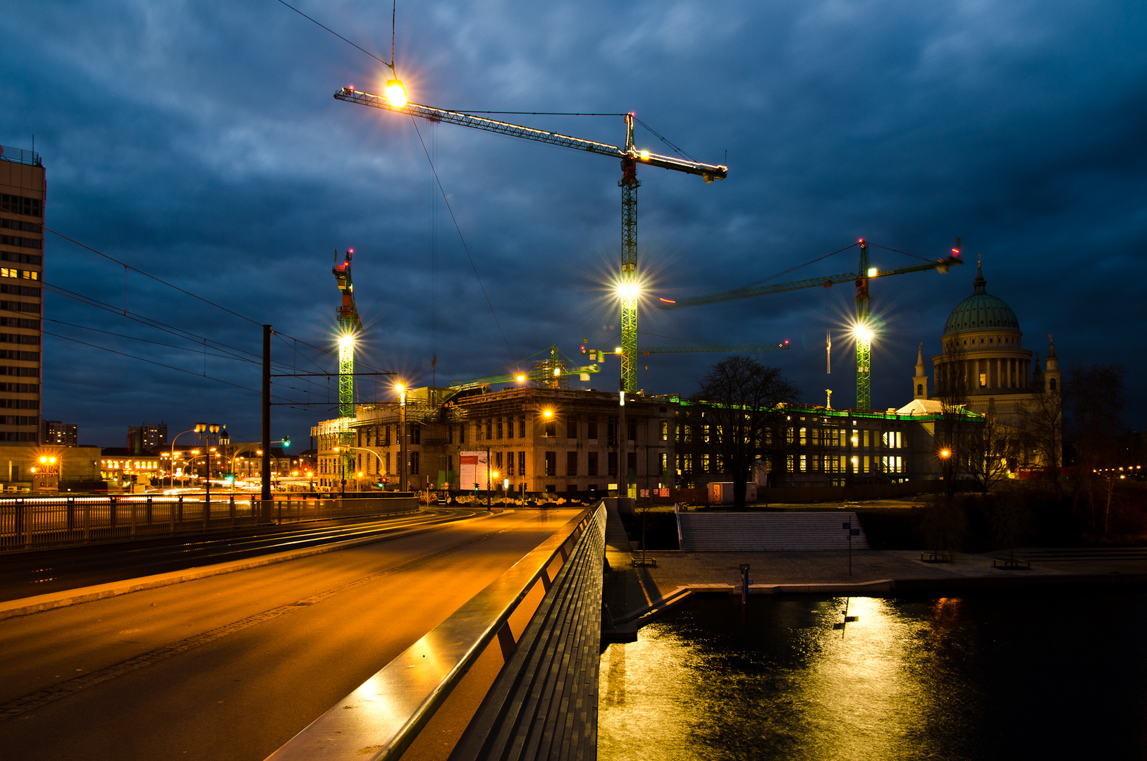 Potsdam, Lange Brücke